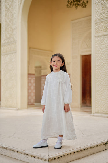 ZM Zaskia Mecca - Finian Dress Anak - White Series - Binar Samudra - Raya Collection Baju Lebaran