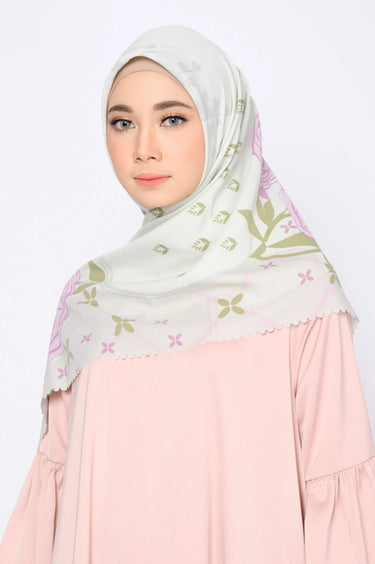 ZM Zaskia Mecca - Rose Scarf Kerudung Segi Empat